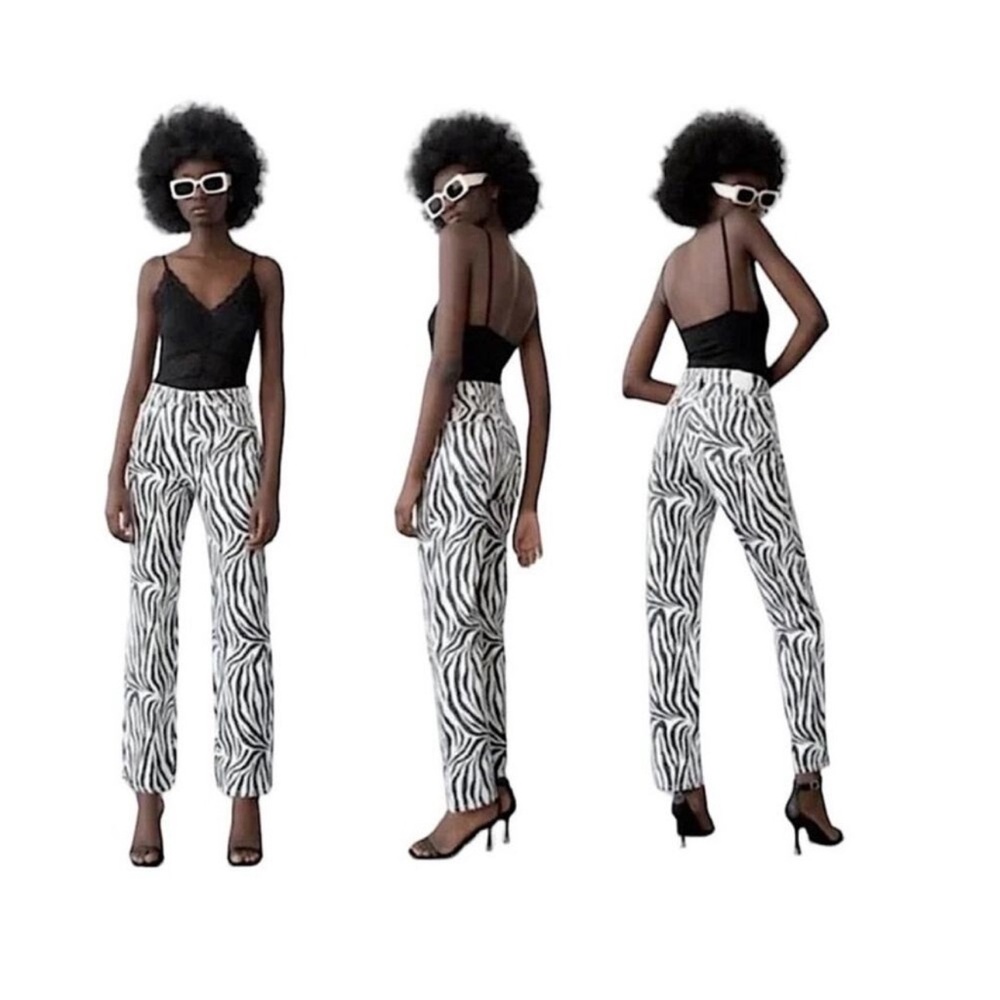 Zara High Waist  Zebra Print Straight Leg Jeans Black & White Size 6